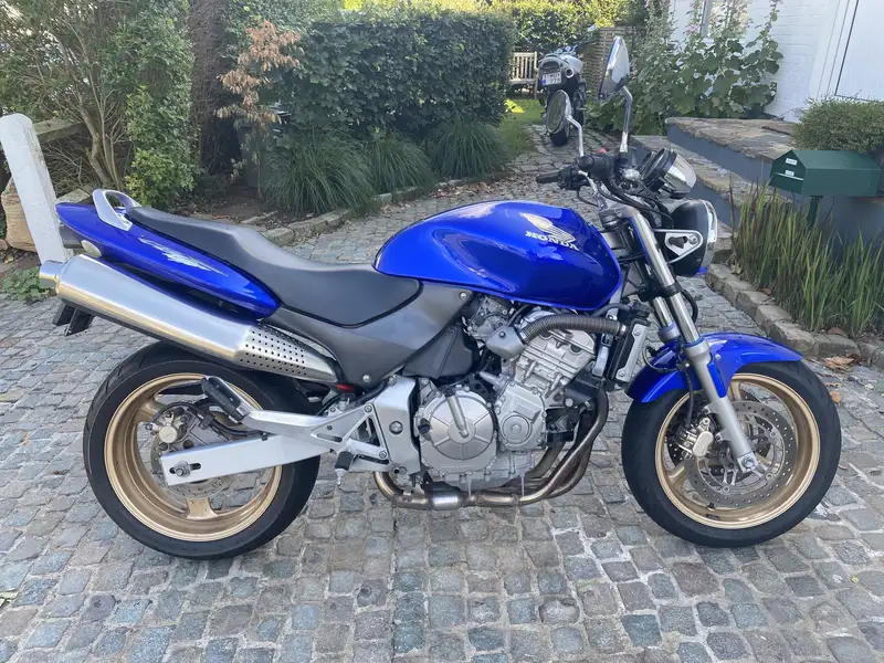 Honda CB 600 F Hornet - foto 2