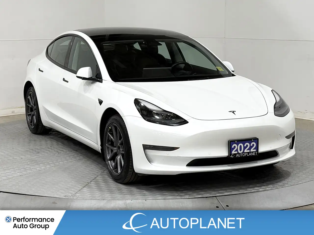Tesla Model 3 photo Tesla Model 3