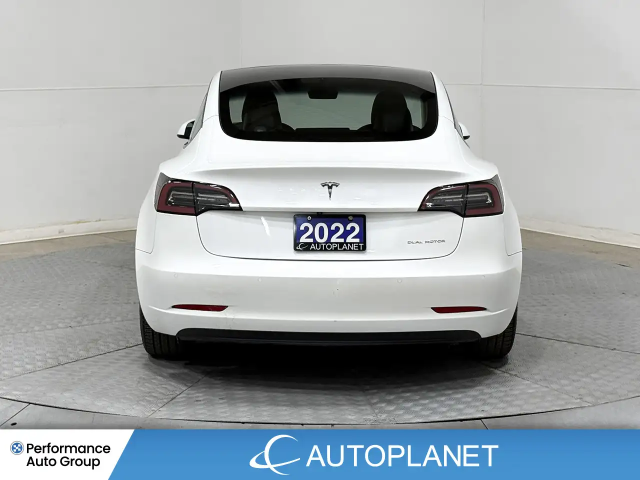 Tesla Model 3 photo Tesla Model 3