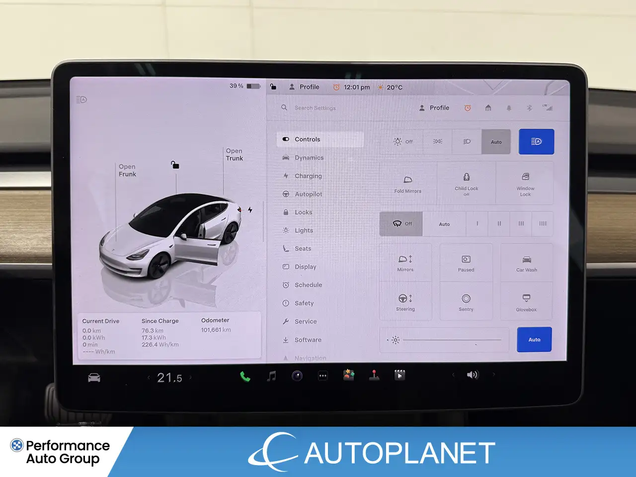 Tesla Model 3 photo Tesla Model 3