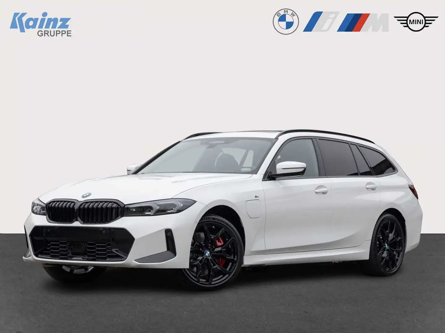 BMW 330 e Touring xDrive M-Paket/Live Cock. Prof/AHK Weiß - 1