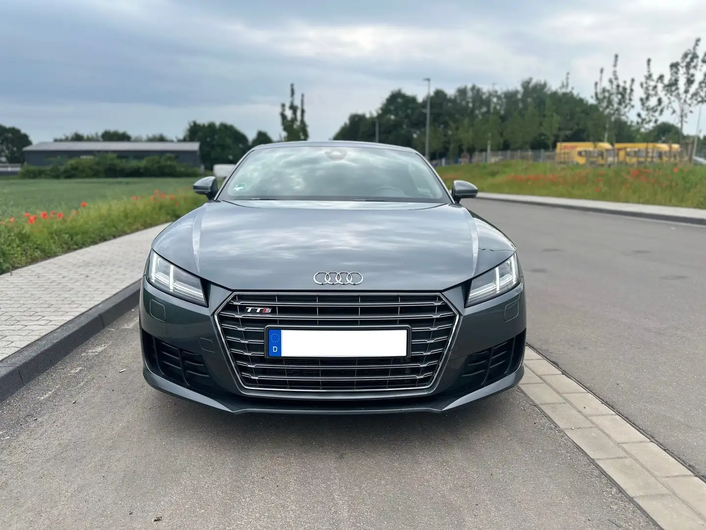 Audi TT TT Coupe 2.0 TFSI S-Line-Quattro-Virtual-PDC-BT Grau - 1