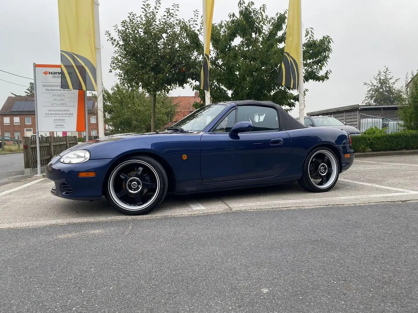 Mazda MX-5 Modrá - 1