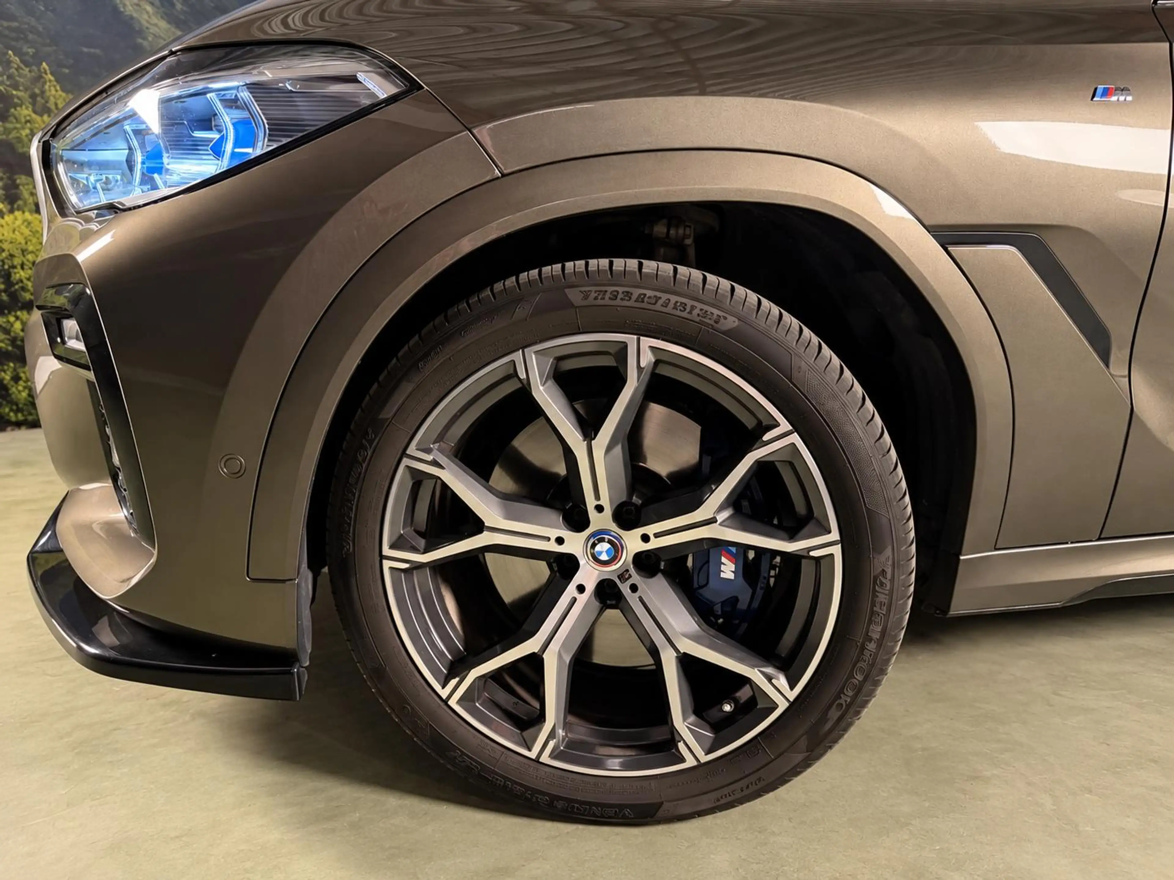 BMW X6 xDrive40i High Executive Sky Lounge l M-pakket l S — photo 5
