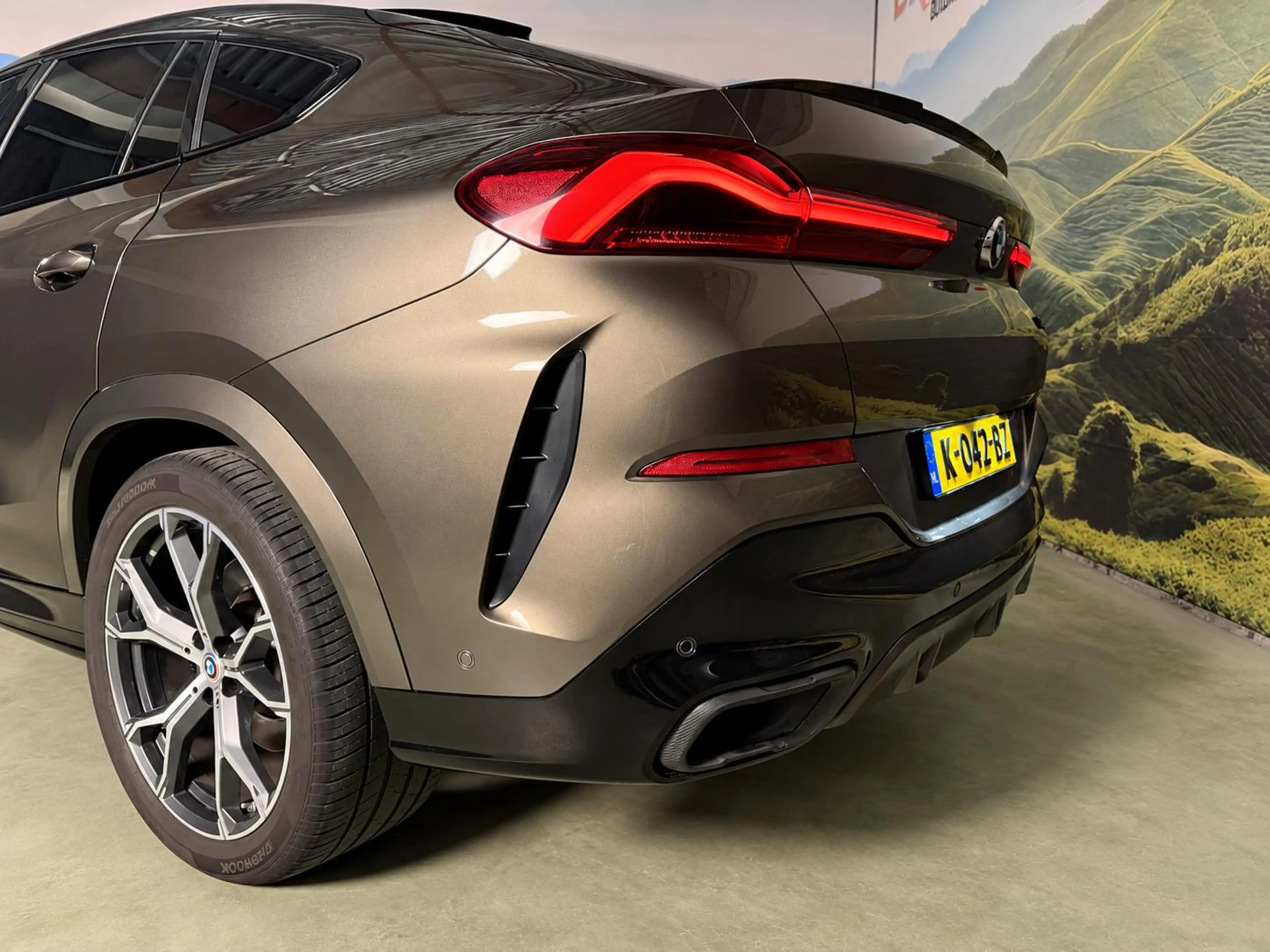 BMW X6 xDrive40i High Executive Sky Lounge l M-pakket l S — photo 7
