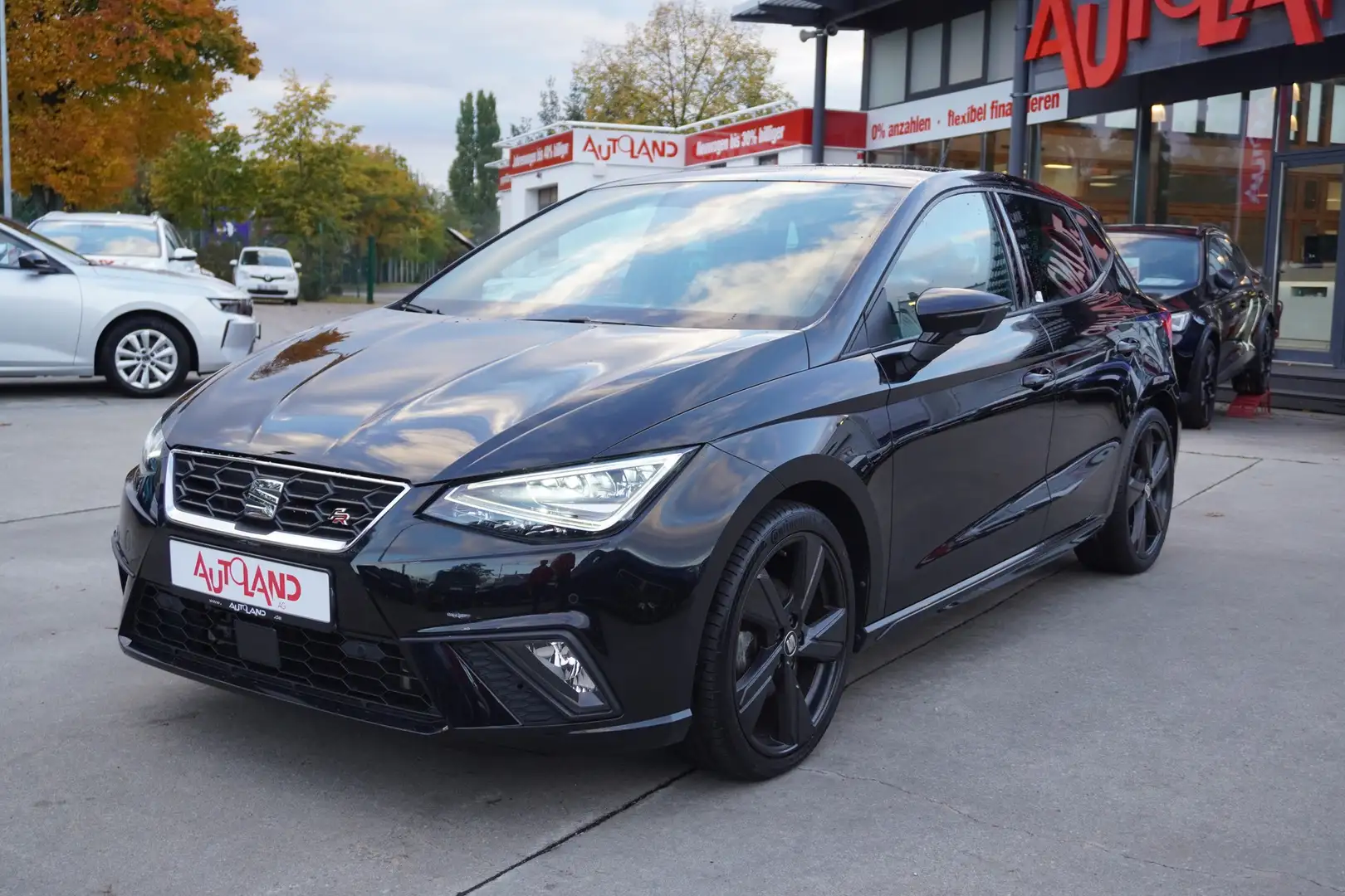 SEAT Ibiza 1.0 TSI FR Black Edition LED Navi Kamera Noir - 2