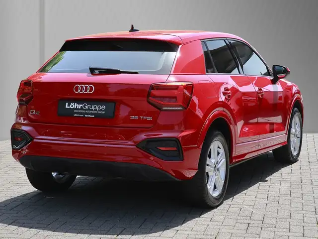 Audi Q2 view 5