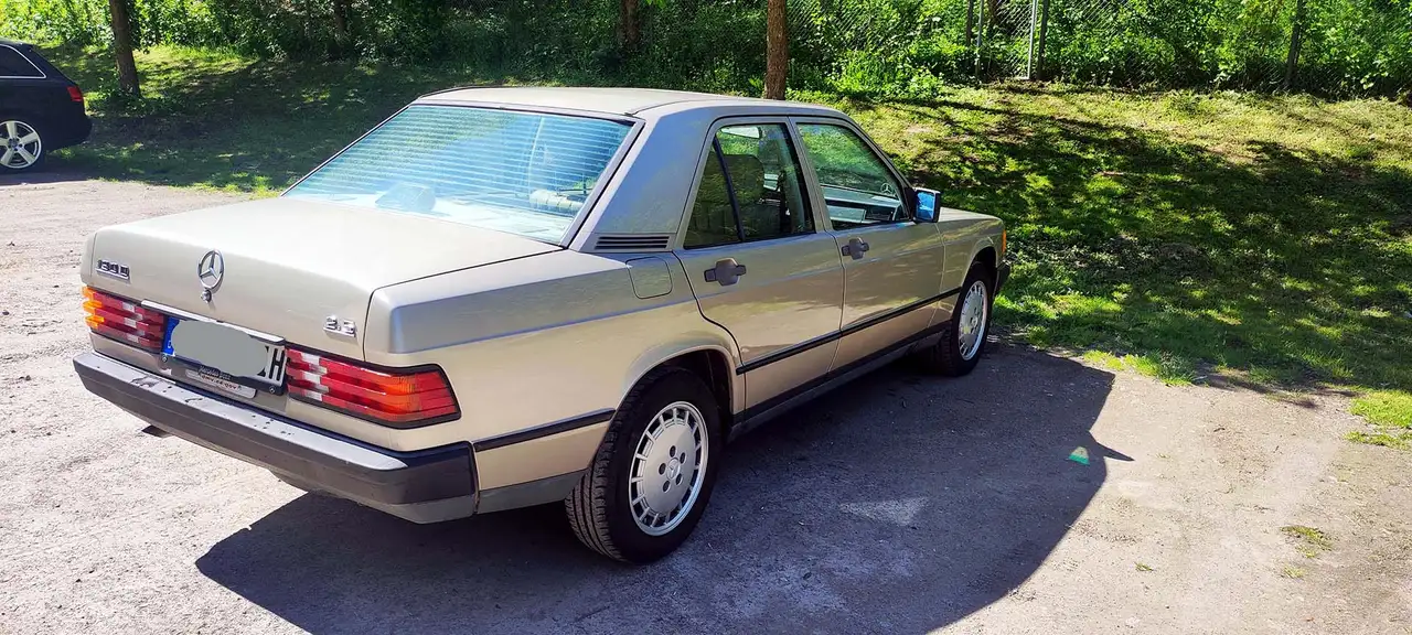 Mercedes-Benz 190, foto 5