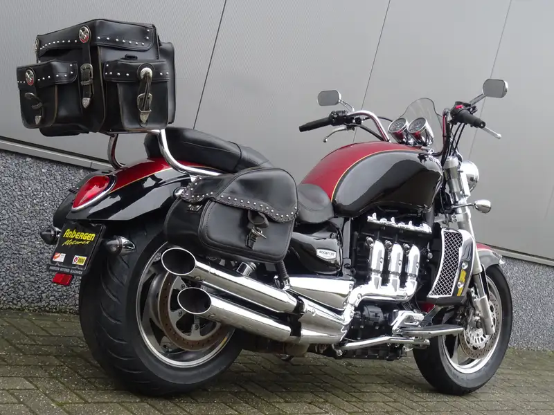 Triumph ROCKET III - foto 3