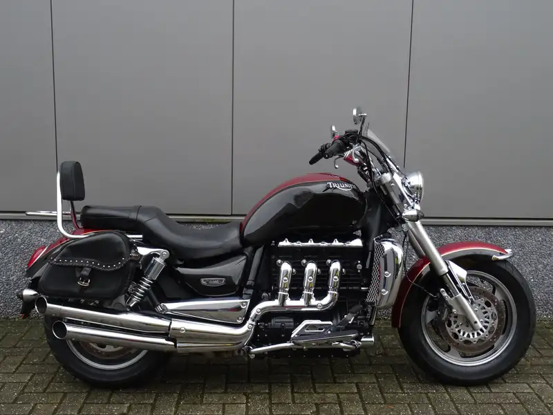 Triumph ROCKET III - foto 4