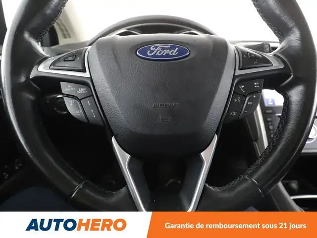 Ford Mondeo view 20