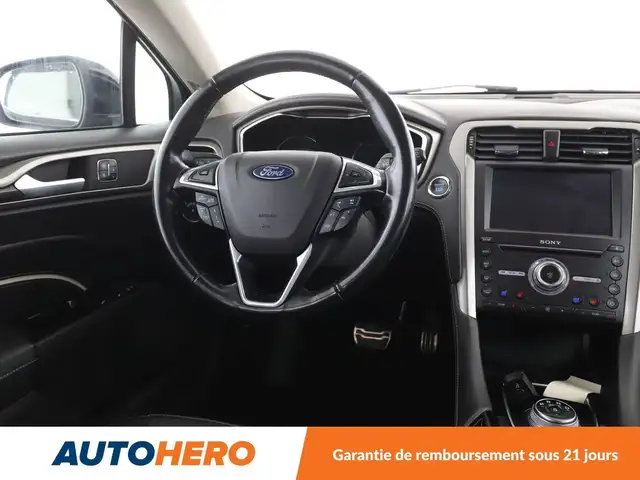 Ford Mondeo view 13