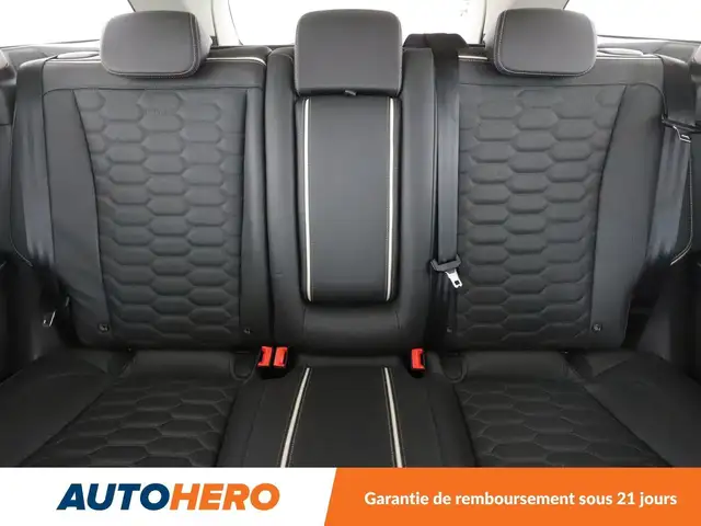 Ford Mondeo view 15
