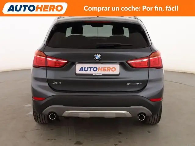 BMW X1 view 5