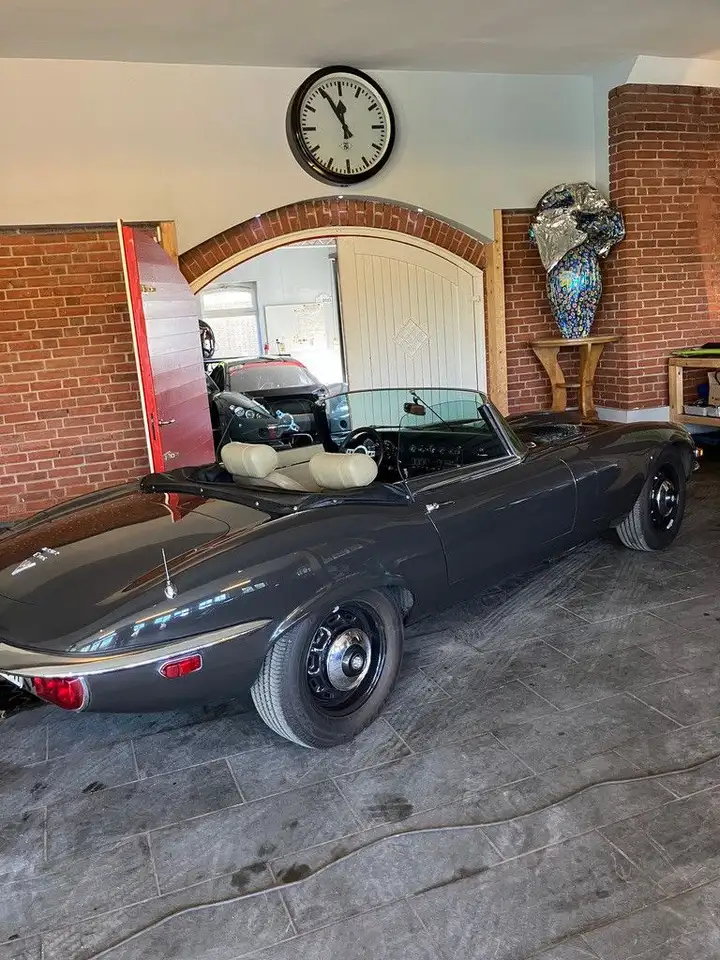 Jaguar E-Type V 12 CABRIO *AUS MEINER PRIVATEN SAMMLUNG, foto 4
