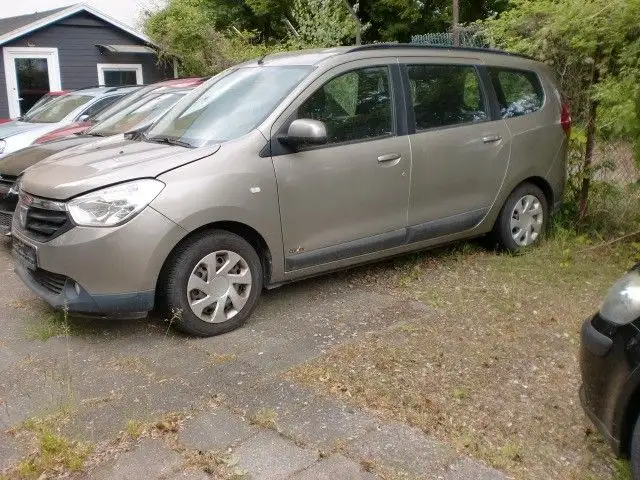 Dacia Lodgy Laureate 1,2 Klima,Navi,TÜV 07-2026