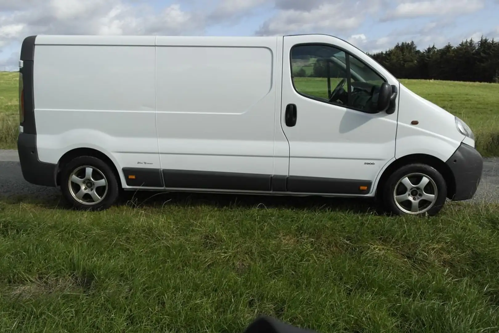 Opel Vivaro Vivaro 1.9 CDTI L2H2 Blanc - 2