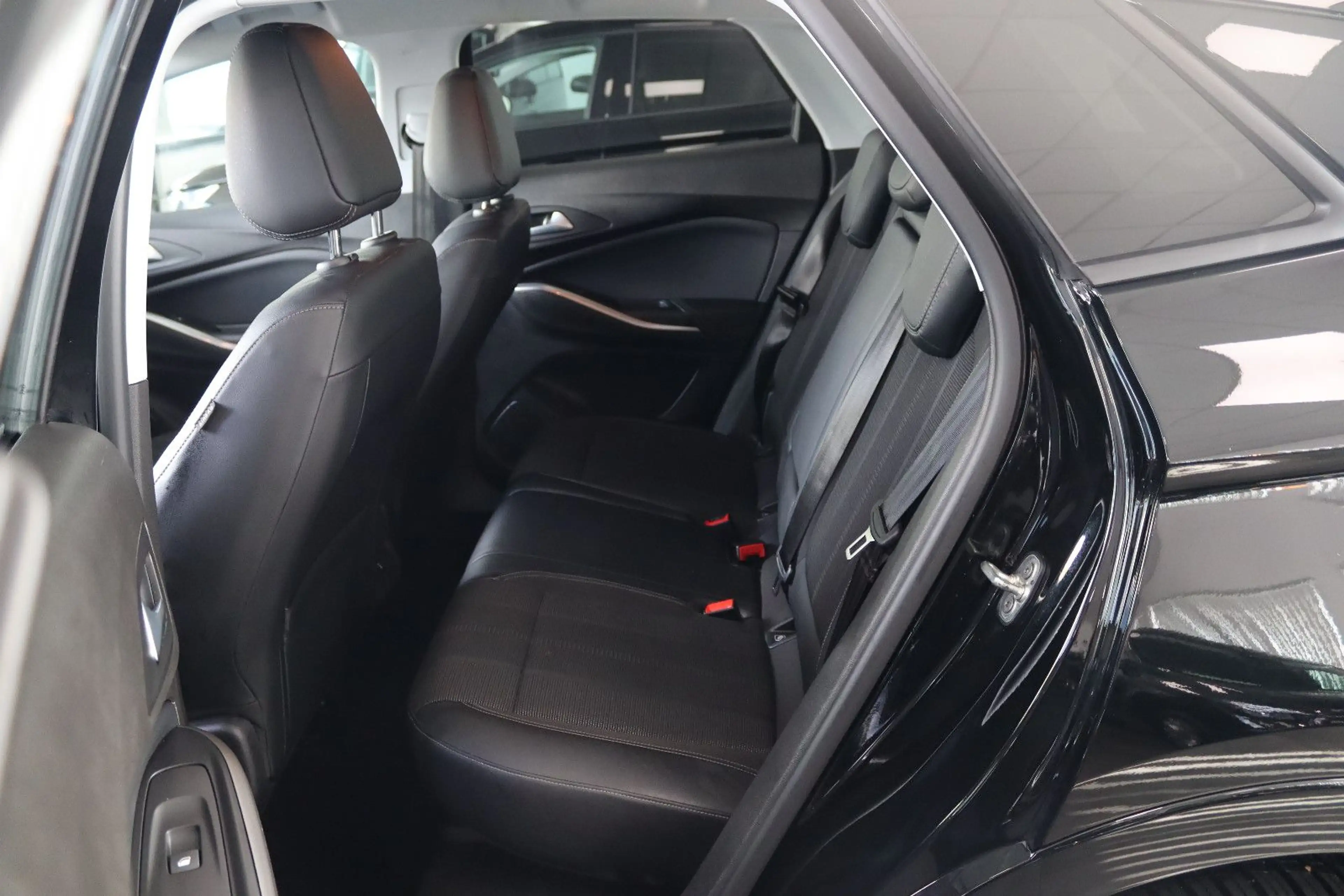 Opel Grandland X Grandland 1.2 Turbo GS Line * 1.HAND * — photo 14