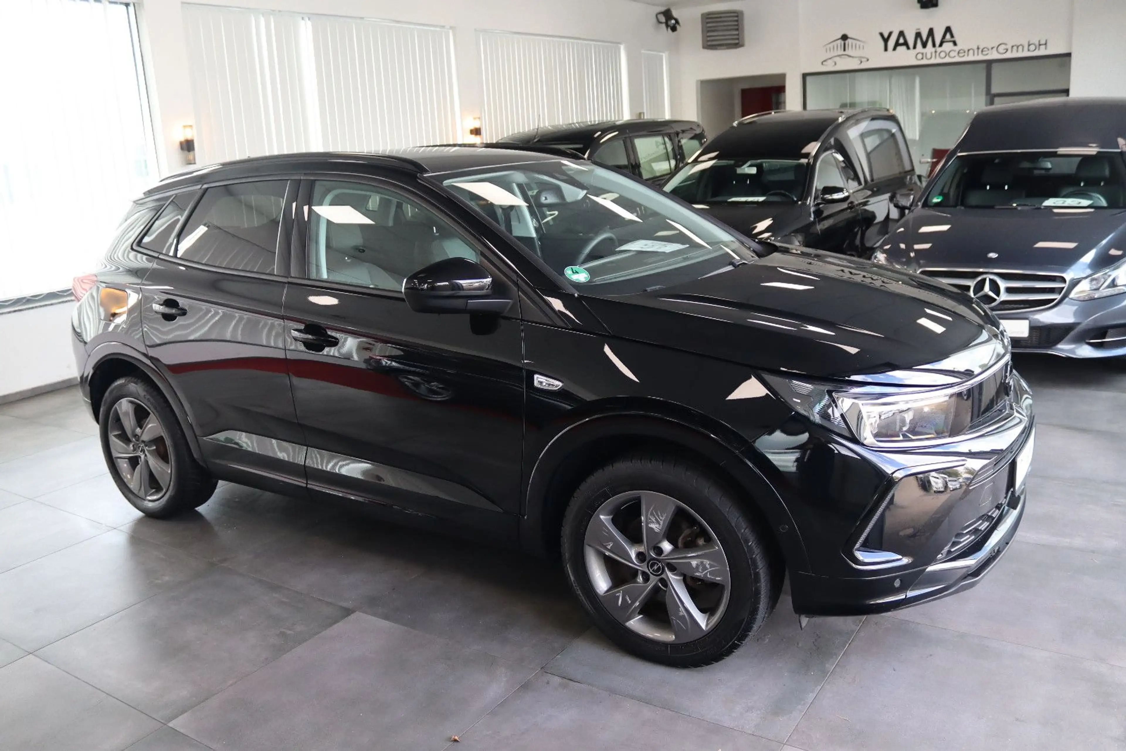 Opel Grandland X Grandland 1.2 Turbo GS Line * 1.HAND * — photo 4