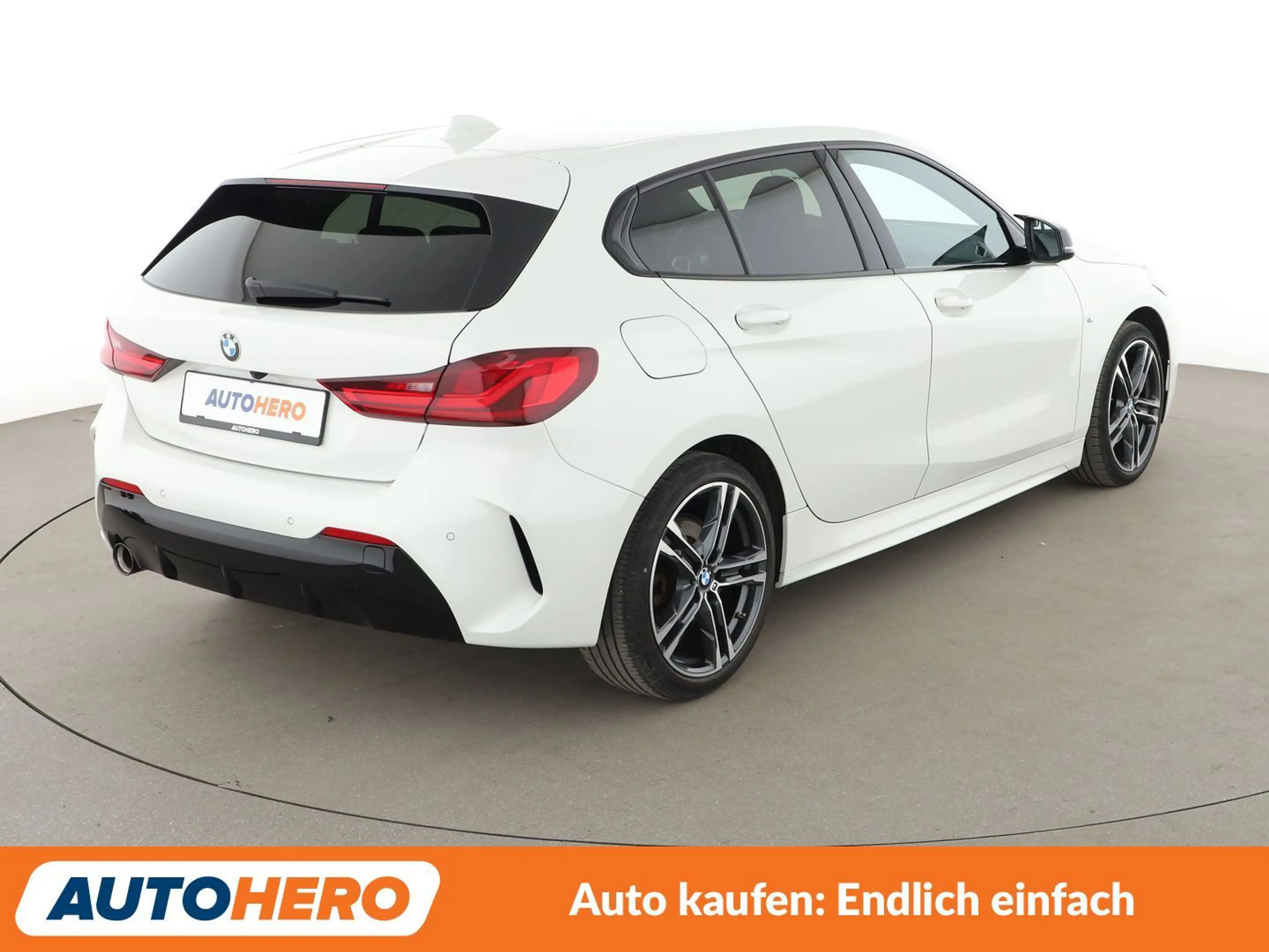 BMW 118 118i M Sport Aut.*NAVI*VC*HUD*TEMPO*CAM*PDC*SHZ* — photo 6