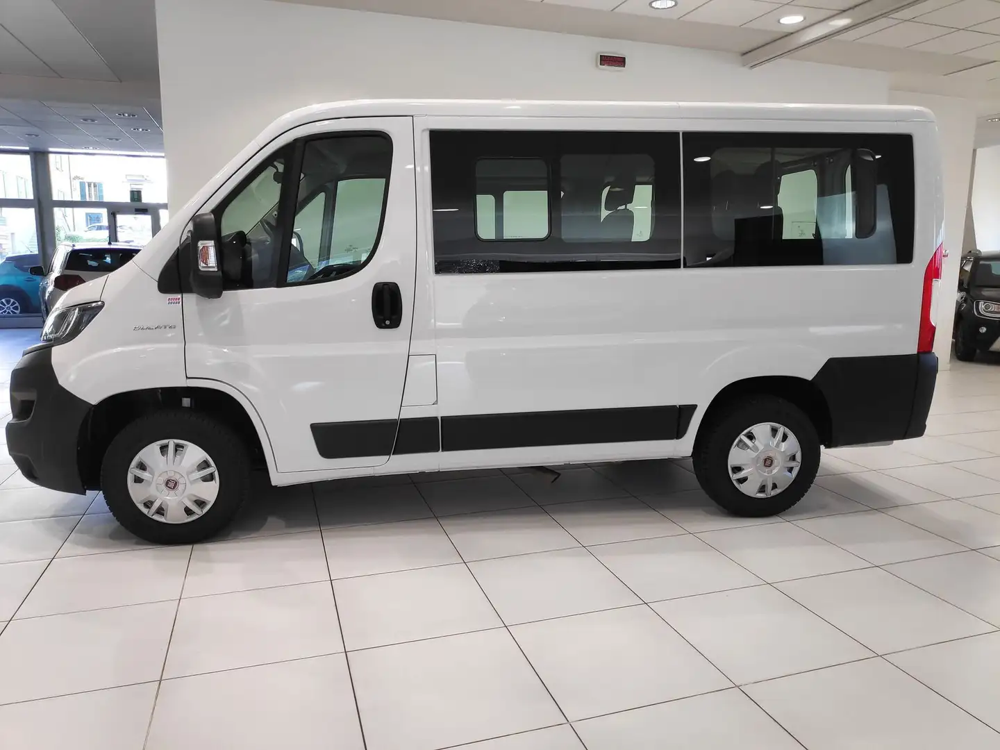 Fiat Ducato 30 2.3 MJT 140CV PC-TN PANORAMA*9 POSTI*59.000 KM Bianco - 1