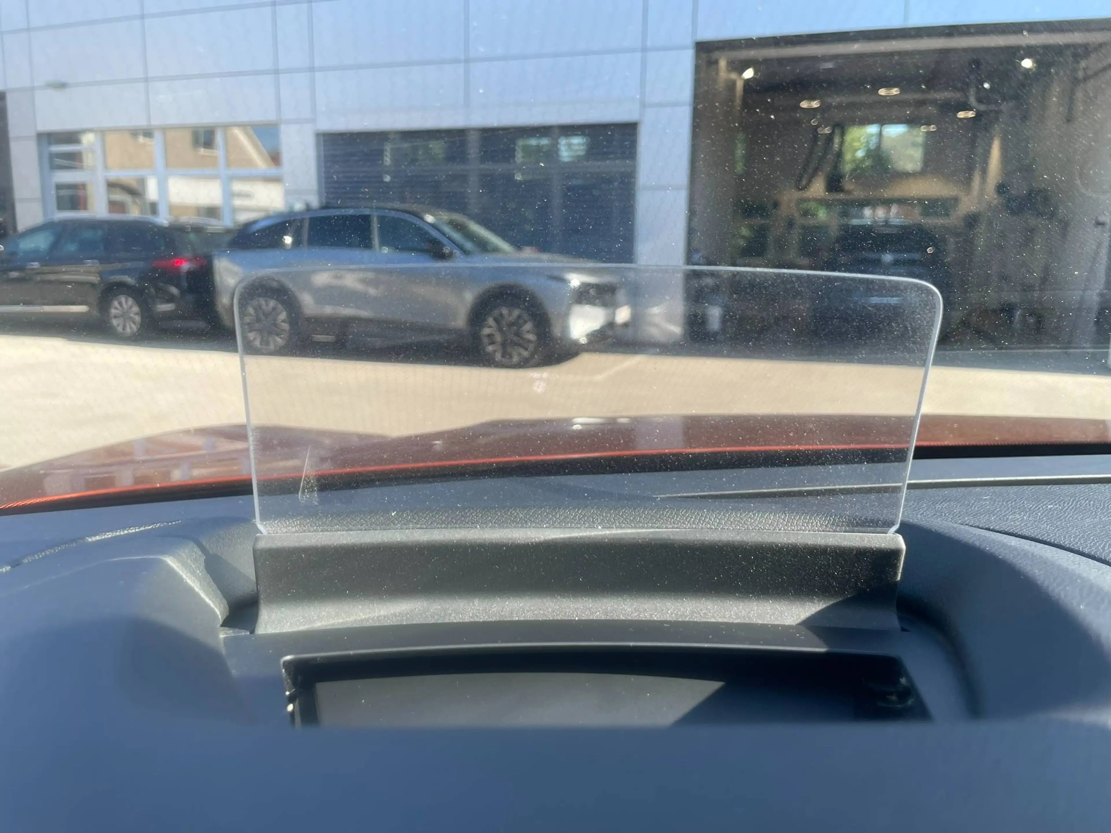 Citroen C4 C4 PureTech 130 Shine Edition Schiebedach, Massage, usw. — photo 14