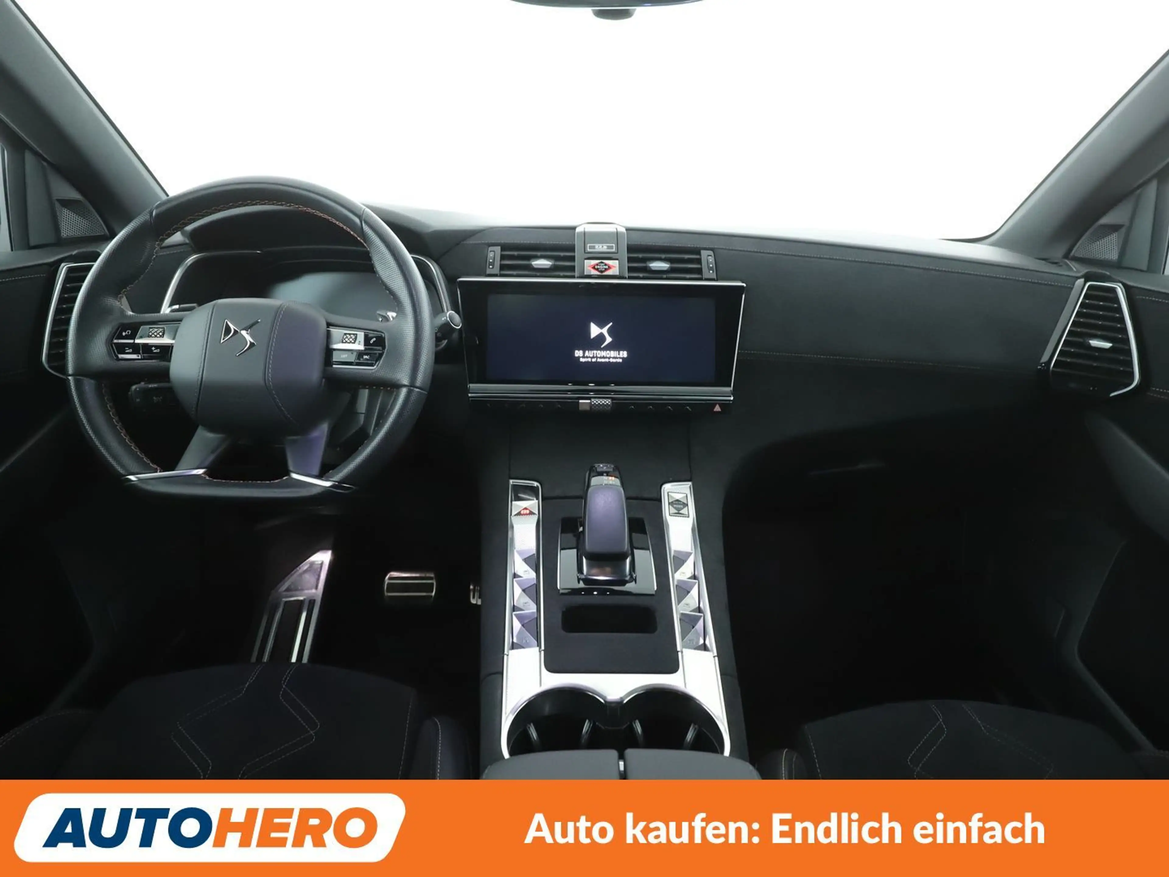 DS Automobiles DS 7 1.6 E-Tense Hybrid 4x4 Performance Line+ Aut.*NAVI — photo 12