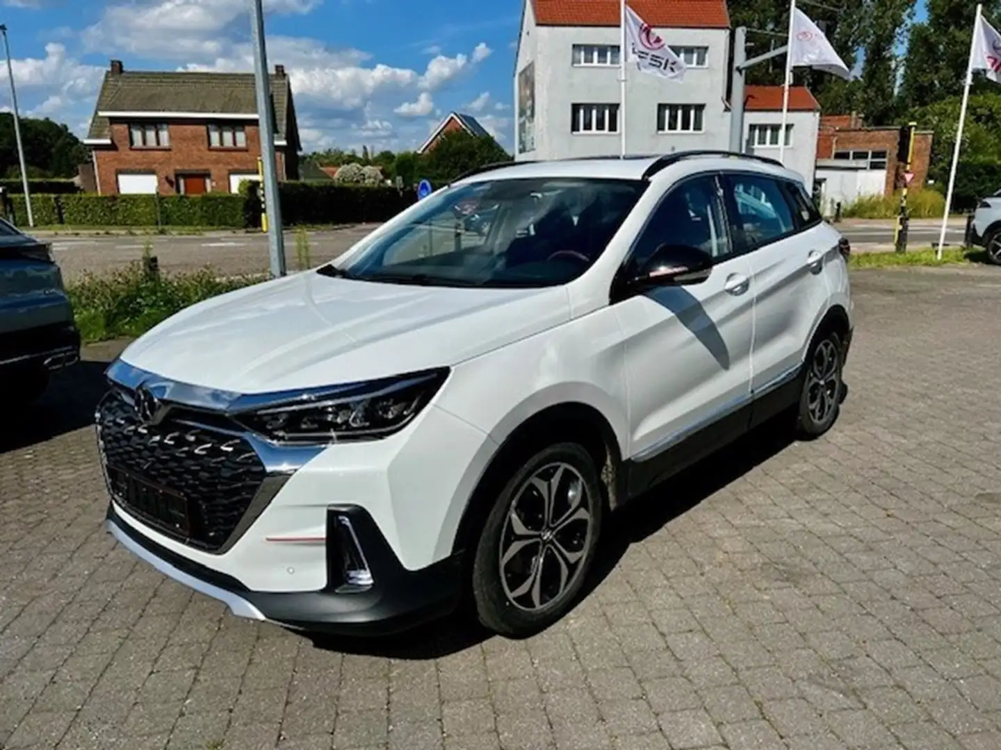 BAIC Senova X55 Benzine & LPG White - 1