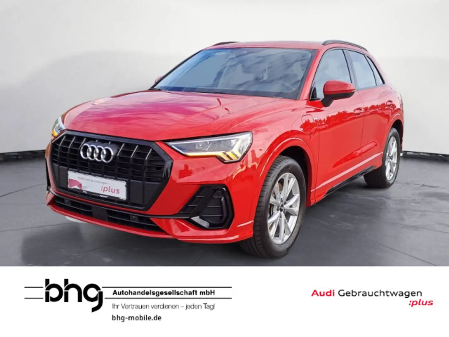 Audi Q3 45 TFSIe S-tronic S-Line AHK Virtual ACC Keyl Rot - 1