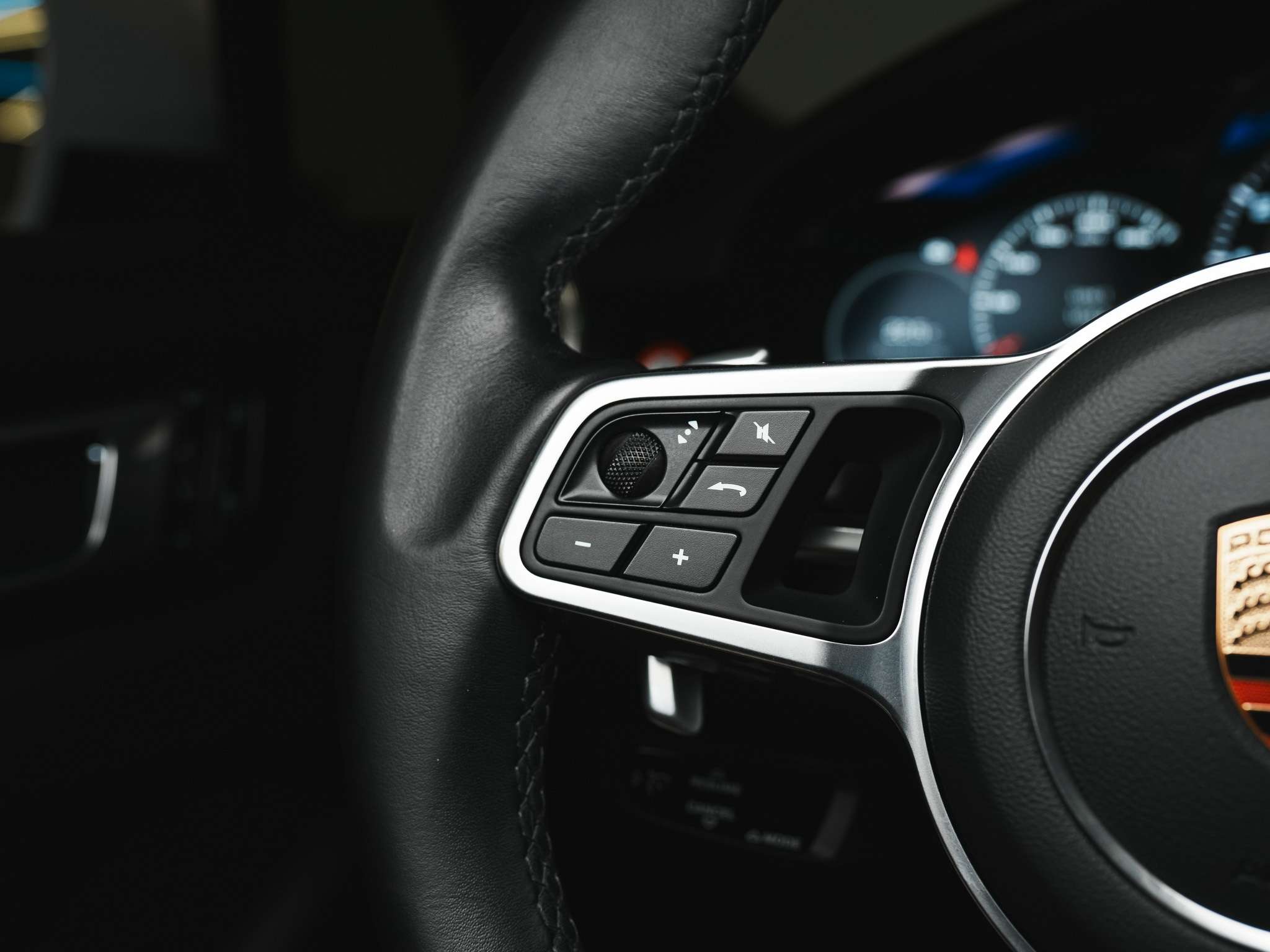 used 2020 Porsche Cayenne car, priced at $54,900