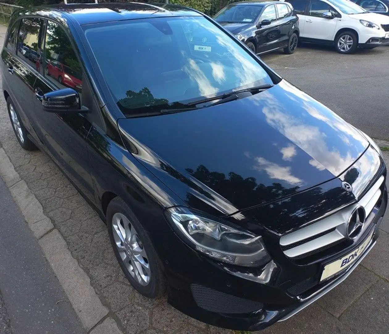 Mercedes-Benz B 180 CDI 6G Klima SHZ Navi Tempo.PDC v+h BC Zwart - 2
