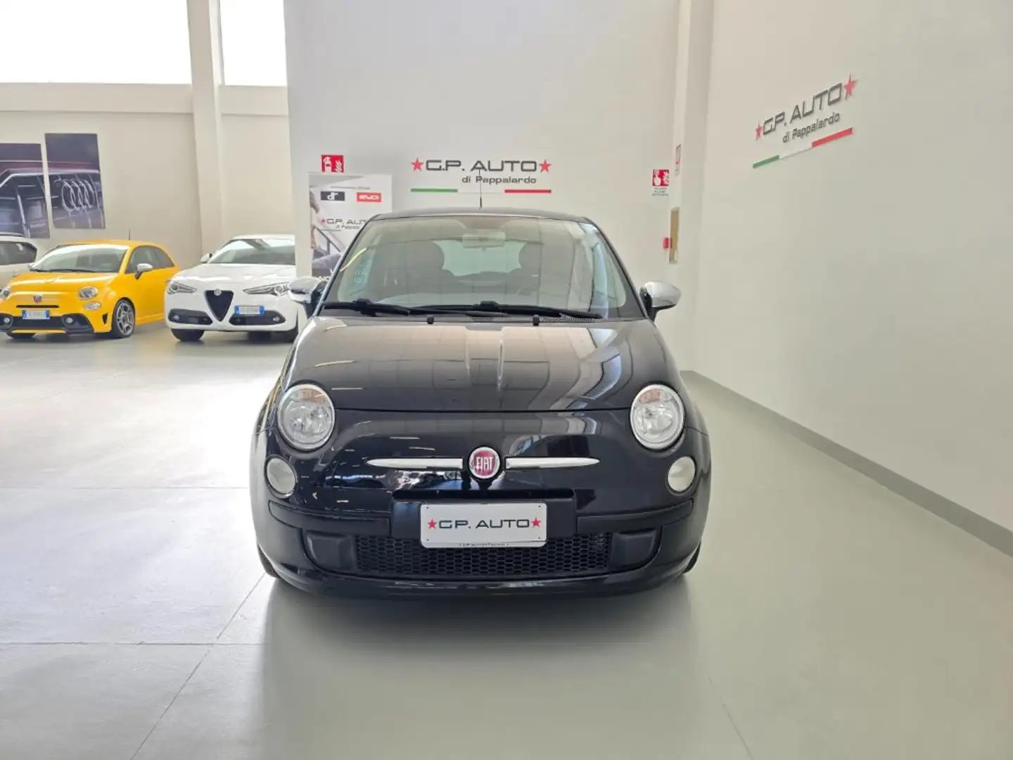 Fiat 500 1.2 Lounge Schwarz - 2