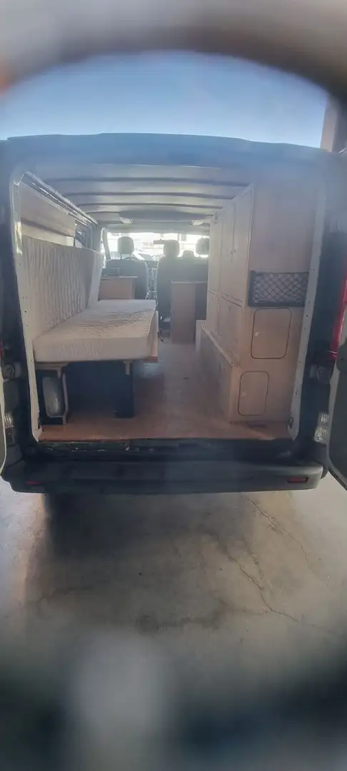 Opel vivaro Blanc - 1