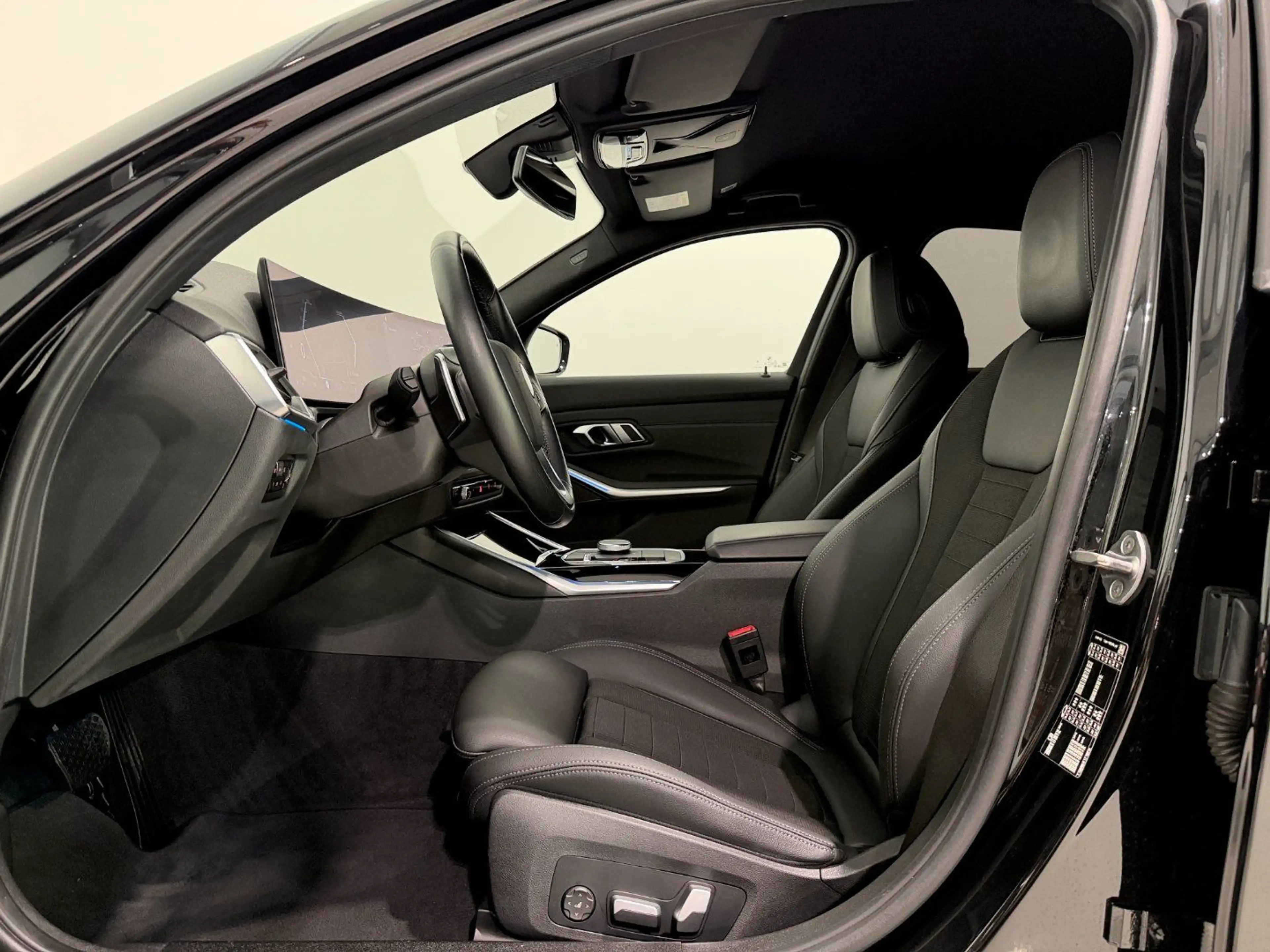 BMW 318 D G20 LCI/HEAD-UP/Harman&Kardon/KEYLESS/Memory/Ka — photo 8