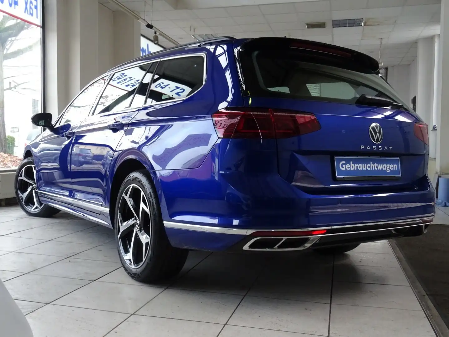 Volkswagen Passat Variant 2.0 TDI R-Line Business DSG Matrix Blauw - 2