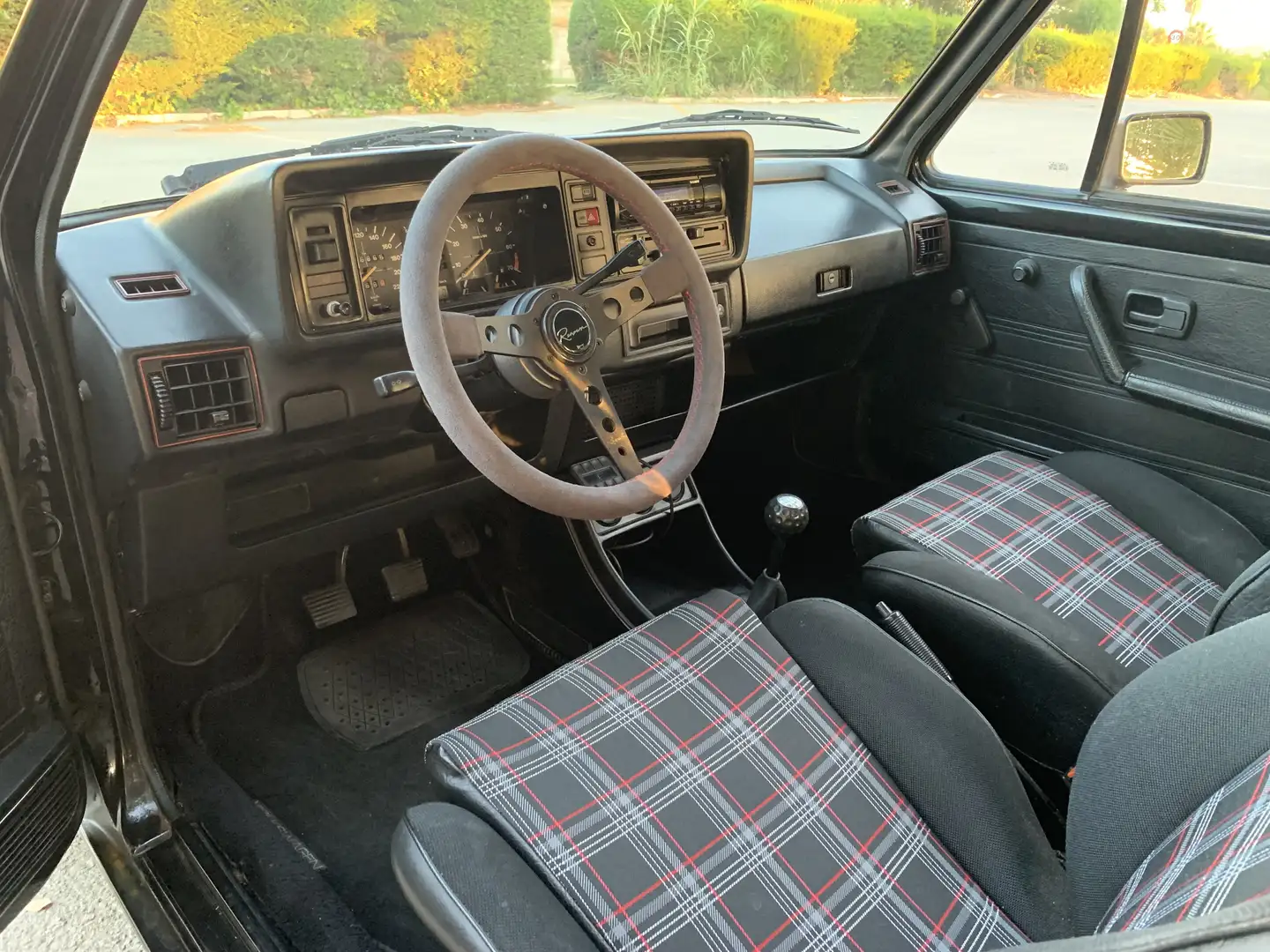 Volkswagen Golf GTI 1.8 (Mark 1) VW Negro - 2