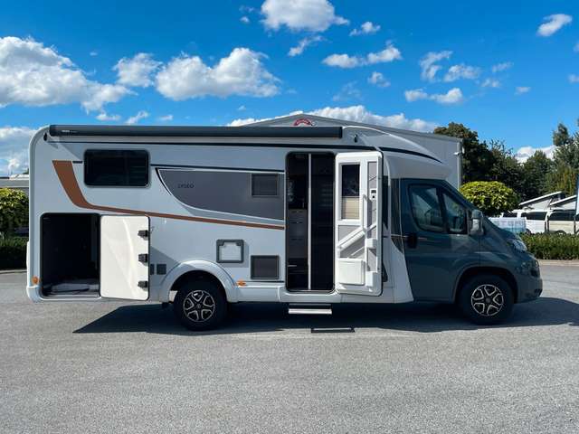 Bürstner Lyseo TD 727 G | elektr. Hubbett | Sat.+TV*4,25t