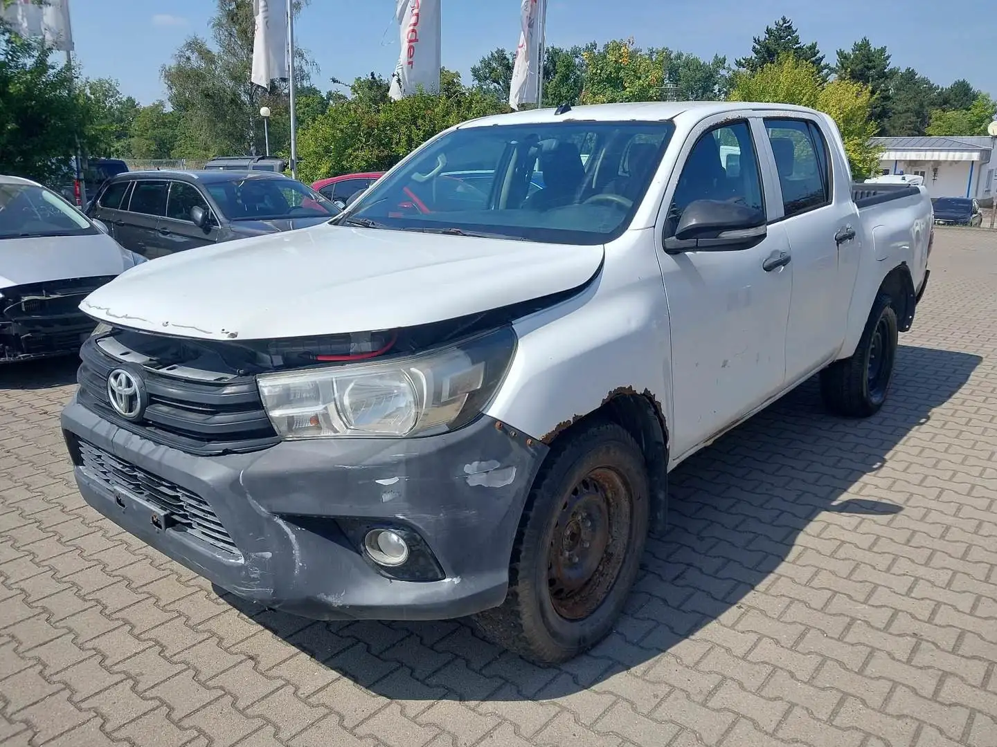 Toyota Hilux Double Cab Duty 4x4 - 2