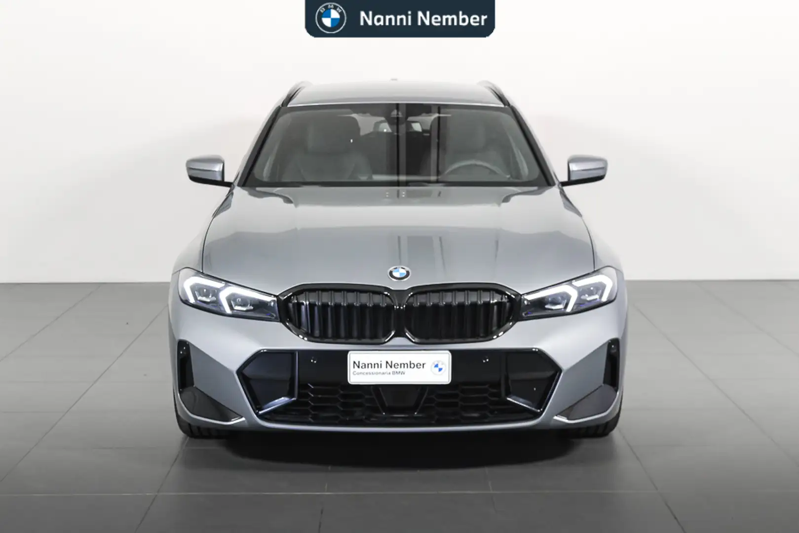 BMW 320 d xDrive Touring MSport Pro Grau - 2