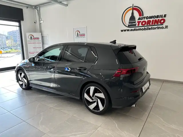 Volkswagen Golf view 6
