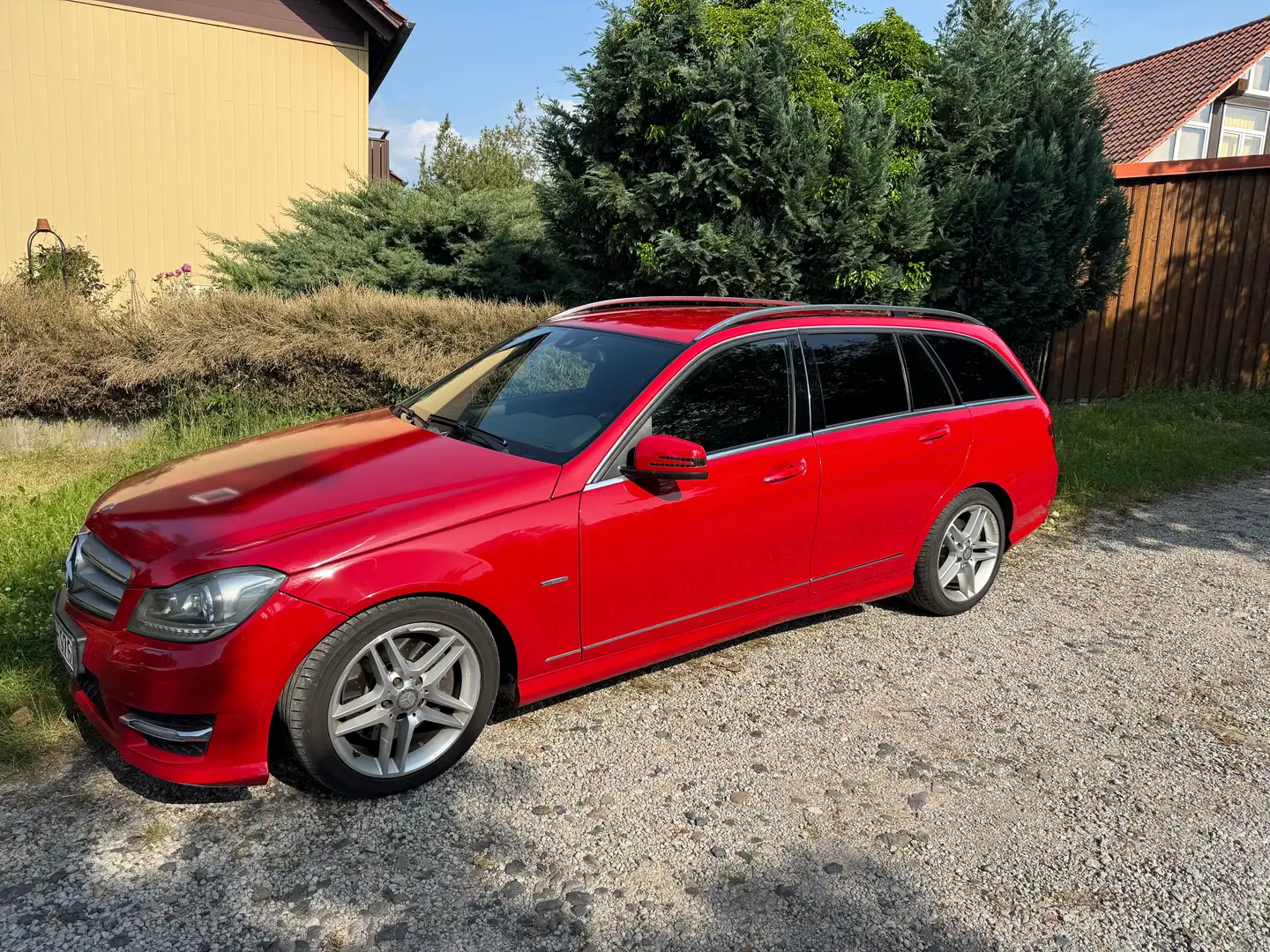 Mercedes-Benz C 300 C 300 T CDI DPF 4Matic (BlueEFFICIENCY) Avantgarde Rouge - 2