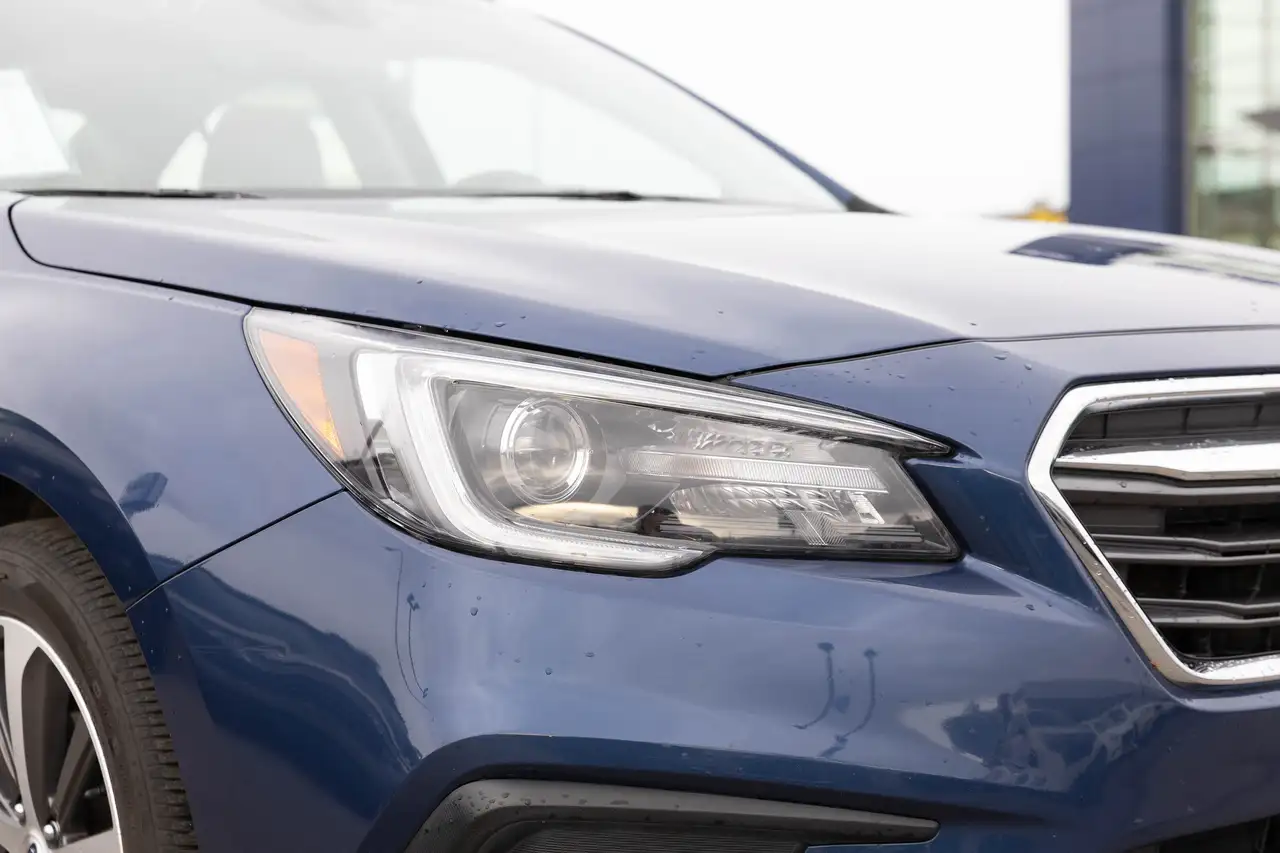 Subaru Legacy снимка Subaru Legacy