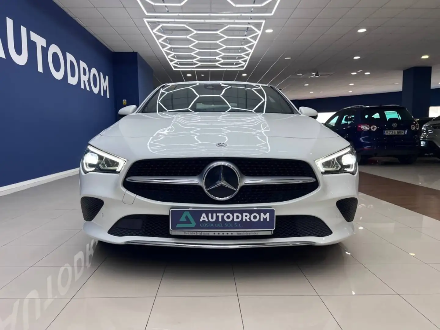 Mercedes-Benz CLA 180 7G-DCT Blanco - 2