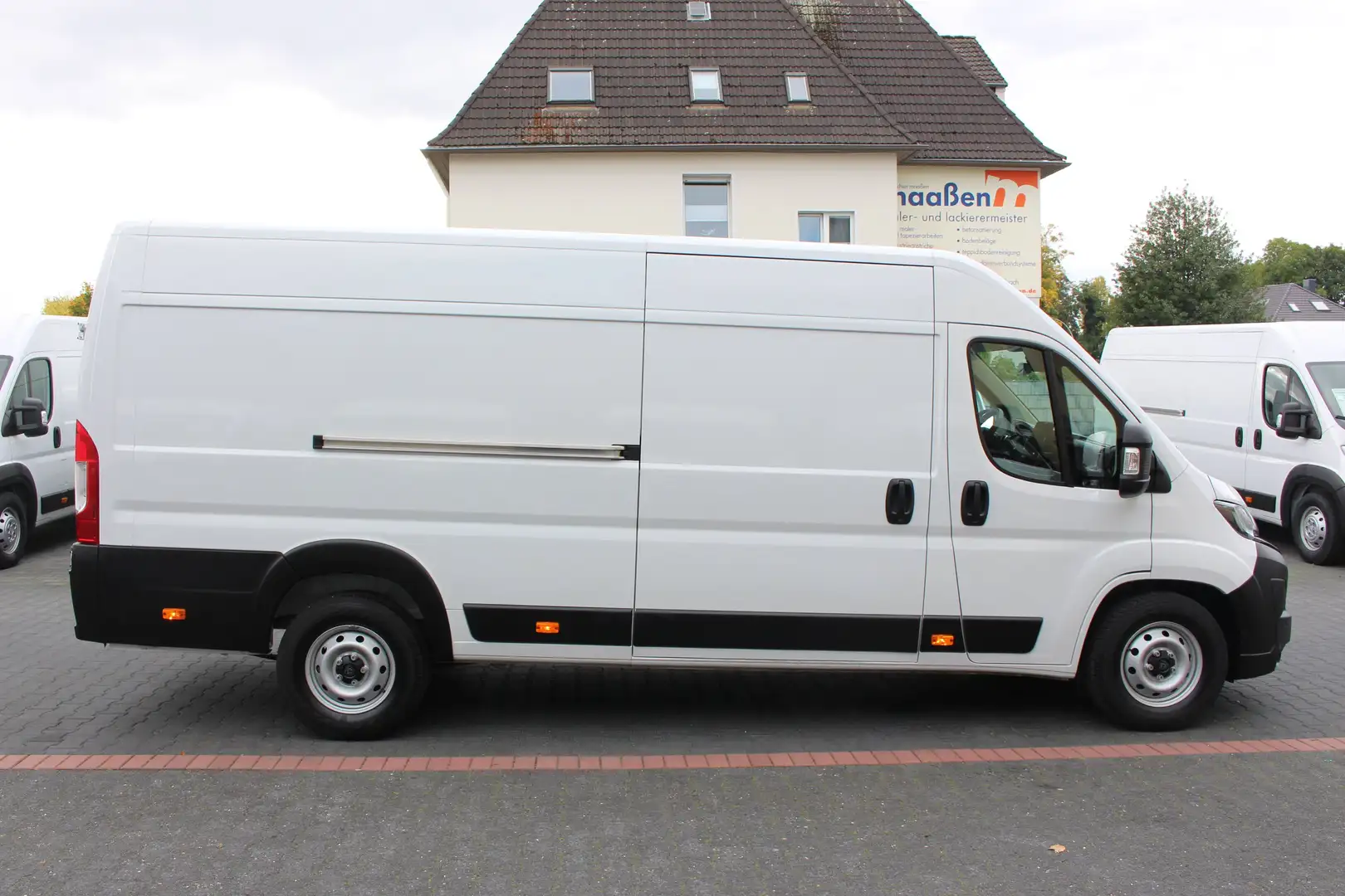 Peugeot Boxer 35 L4H2 180 Automatik*Kamera*ACC*LED*Holz Weiß - 2