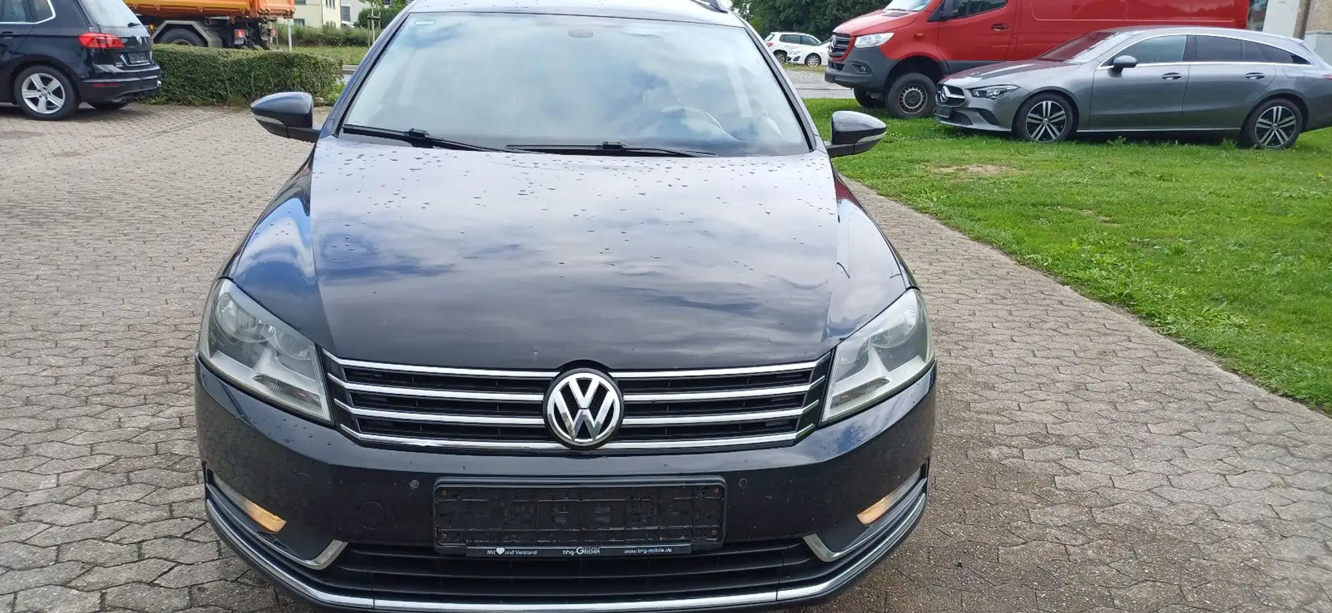 Volkswagen Passat Variant Comfortline BlueMotion 4Motion Schwarz - 2