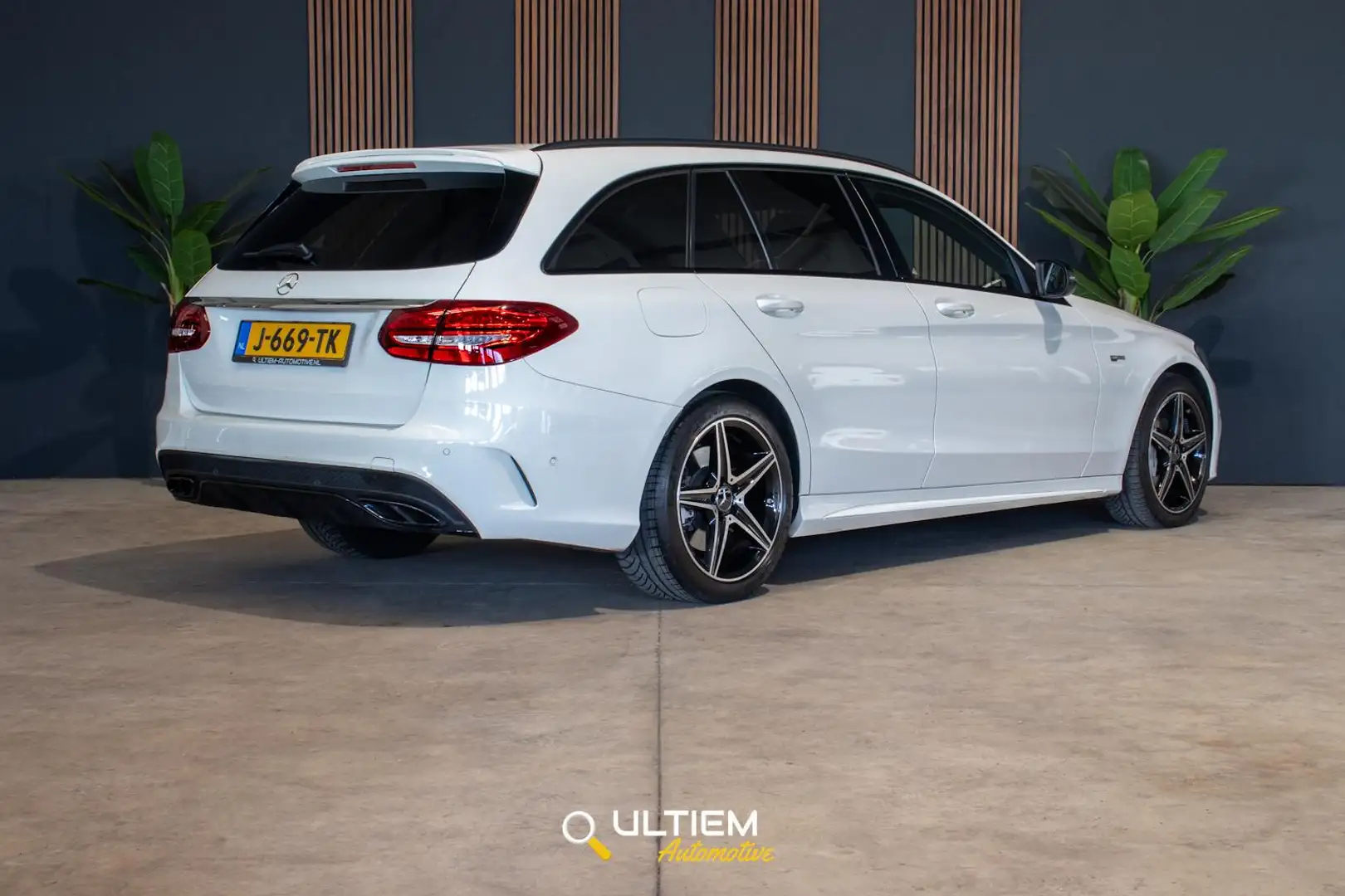Mercedes-Benz C 43 AMG Estate C43 4MATIC | BURMESTER White - 2