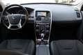 Volvo XC60 D4 AWD Geartronic Momentum *UNI PROP - KIT DISTR* Silber - thumbnail 10