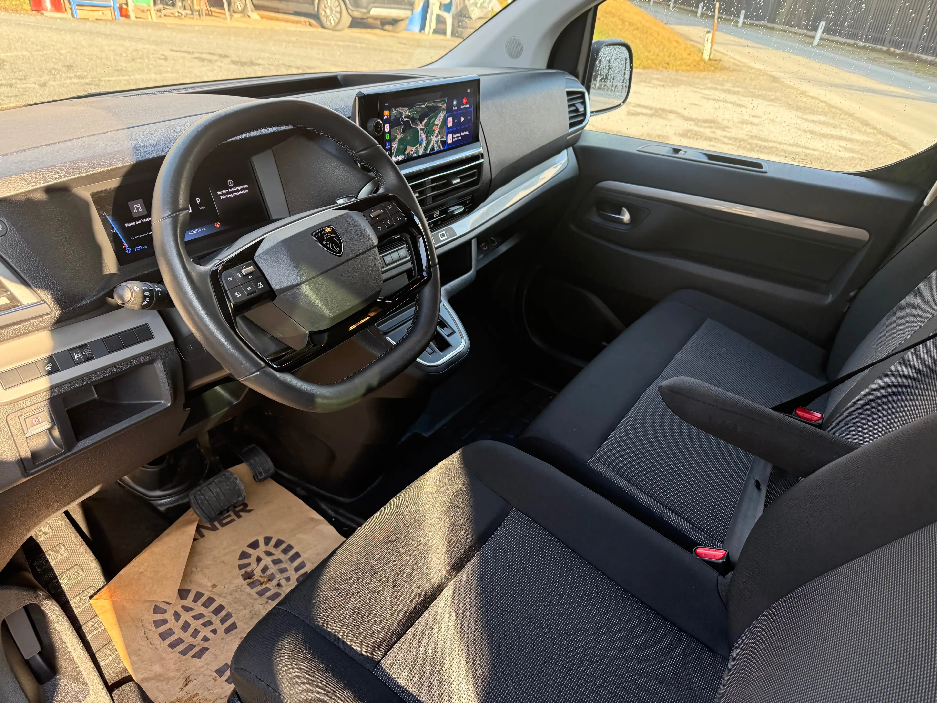 Peugeot Traveller Business BlueHDi 180 Lang EAT8 — photo 8