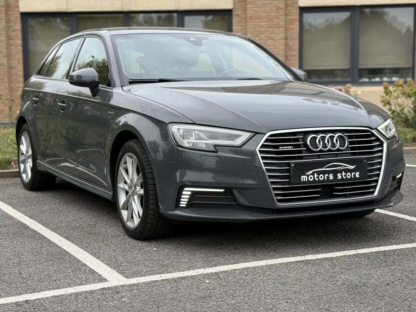 Audi A3 A3 Sportback e-tron 1.4 TFSI  S tronic Gris - 2