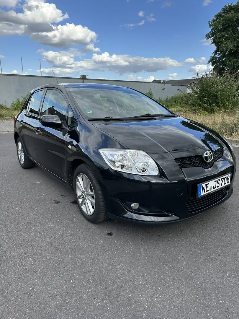 Toyota Auris 2.0 D-4D - 2